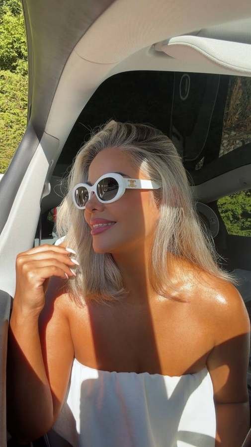 Shopping day — off-shoulder white